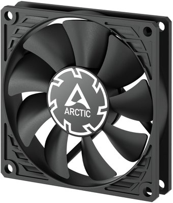 Arctic P8 SLIM PWM PST (черный)